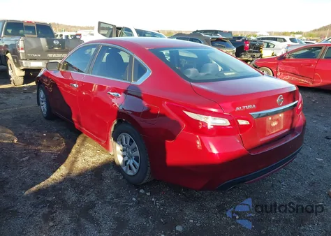 2018 Nissan Altima 2.5 S z USA, uszkodzony, nr VIN 1N4AL3AP0JC113977